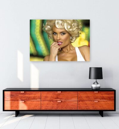 Marilyn Monroe - Renklendirilmiş tablosu Marilyn Monroe - Renklendirilmiş tablosu satın al